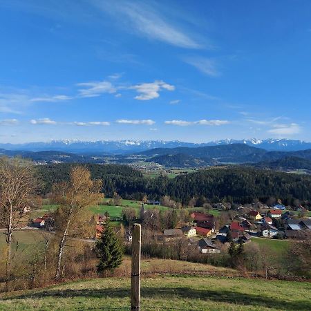 Ferienwohnung Nadine Egger Himmelberg ภายนอก รูปภาพ